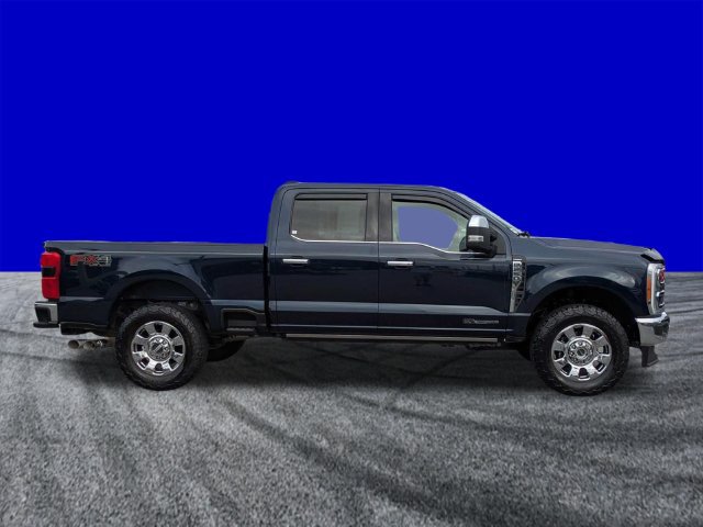 Used 2023 Ford F250 Lariat w/ Lariat Ultimate Package AWD/4WD image 3