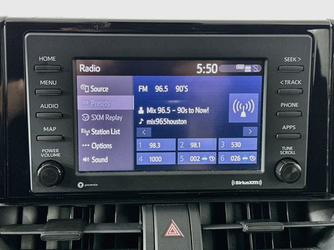 Used 2021 Toyota RAV4 XLE w/ Convenience Package FWD image 21