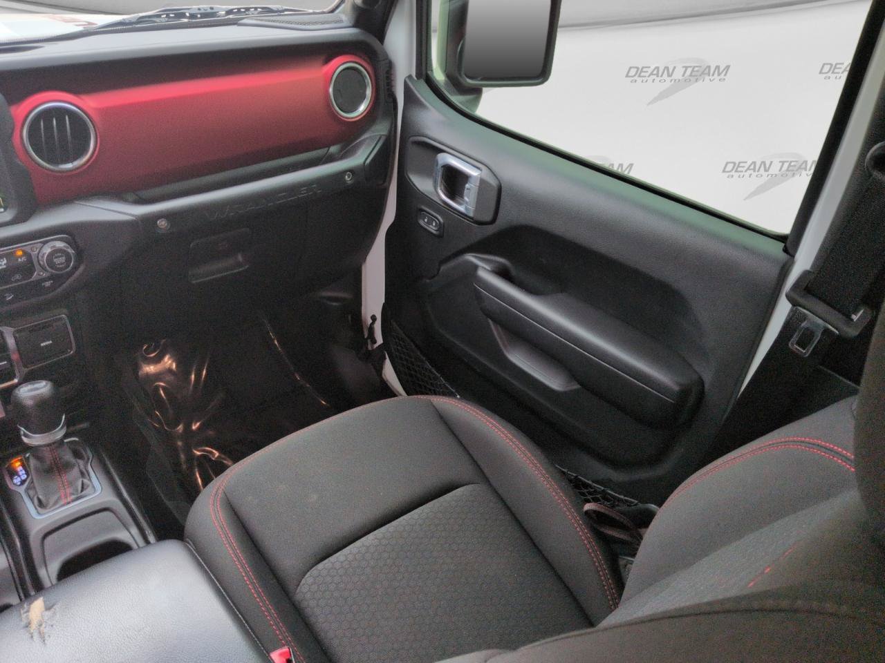 Used 2019 Jeep Wrangler Unlimited Rubicon AWD/4WD image 14