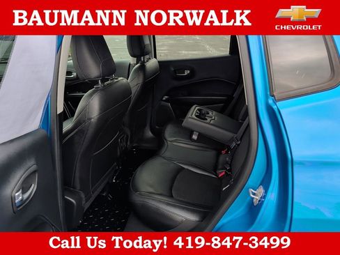 Used 2021 Jeep Compass Latitude AWD/4WD image 16