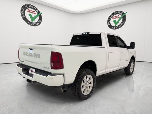 Used 2026 RAM 2500 Laramie AWD/4WD image 5