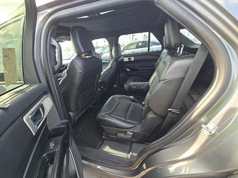 Used 2021 Ford Explorer ST w/ Equipment Group 401A image 9