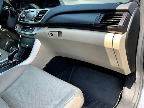 Used 2014 Honda Accord EX-L image 26