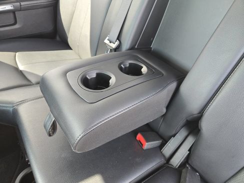 Used 2018 RAM 1500 Laramie AWD/4WD image 12