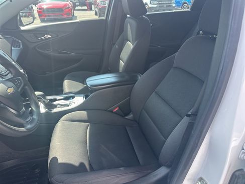 Used 2024 Chevrolet Malibu LT FWD image 8