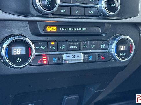 Used 2022 Ford F250 Lariat w/ Lariat Value Package image 25