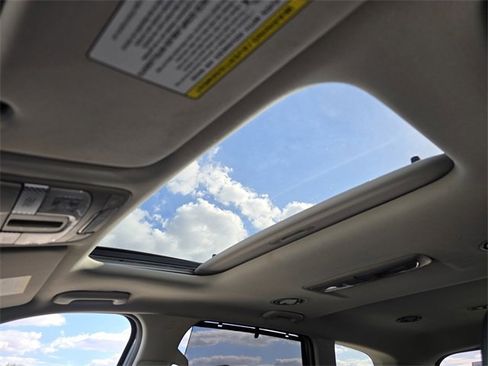 Certified 2022 Kia Telluride EX w/ EX Premium Package image 26