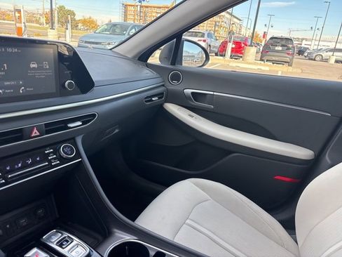 Used 2022 Hyundai Sonata SEL image 19