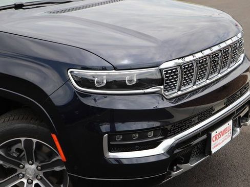 New 2024 Jeep Grand Wagoneer L 4WD w/ Convenience Group III image 2