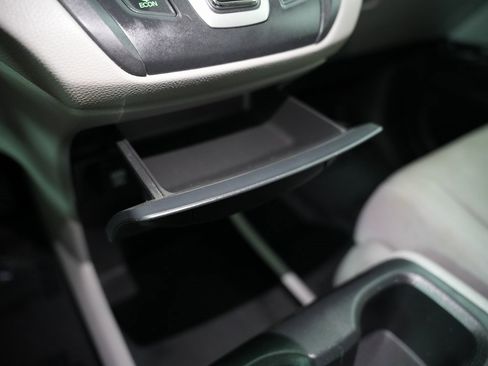 Used 2018 Honda Odyssey LX image 45