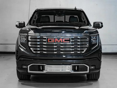 Used 2023 GMC Sierra 1500 Denali w/ Denali Reserve Package AWD/4WD image 8