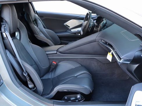 Used 2024 Chevrolet Corvette Stingray Preferred Conv w/ Z51 Performance Package image 11