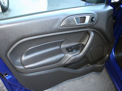 Used 2014 Ford Fiesta Titanium FWD image 15