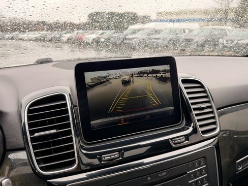 Used 2017 Mercedes-Benz GLE 350 4MATIC w/ Premium 1 Package image 35