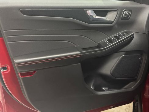 New 2025 Ford Escape ST-Line Elite image 15