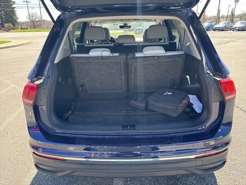 Used 2023 Volkswagen Tiguan SE FWD image 27