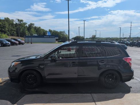 Used 2014 Subaru Forester 2.0XT Touring AWD/4WD image 5
