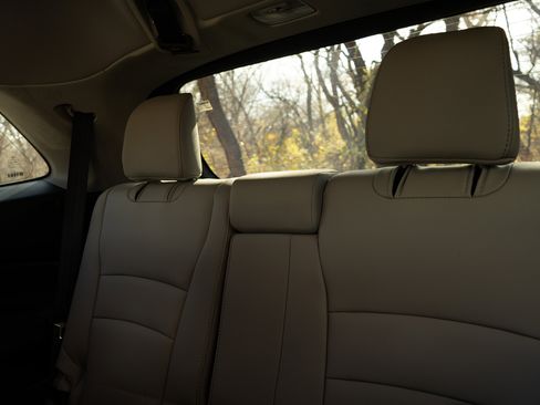 Used 2016 Honda Pilot EX-L image 19