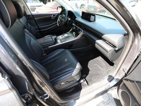 Used 2022 Genesis GV80 3.5T Advanced + AWD/4WD image 13