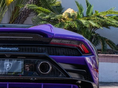 Used 2024 Lamborghini Huracan EVO AWD/4WD image 28