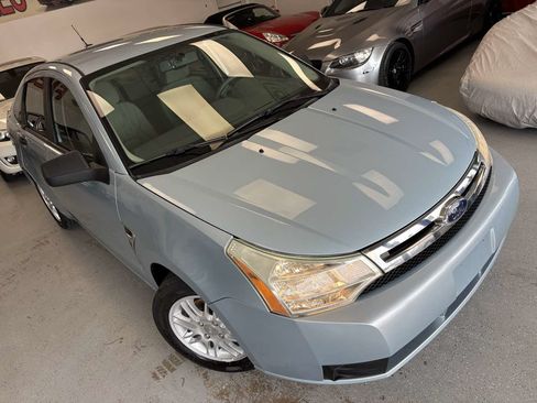 Used 2008 Ford Focus SE FWD image 8
