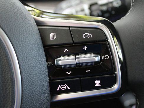 New 2026 Kia Sorento SX image 32