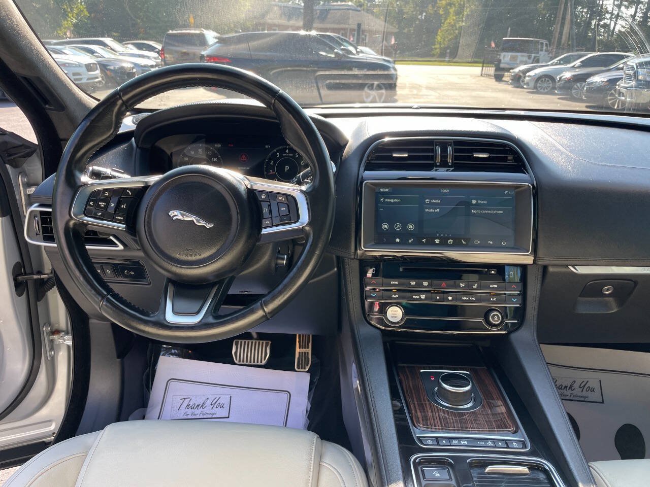 Used 2019 Jaguar F-PACE Prestige AWD/4WD image 12