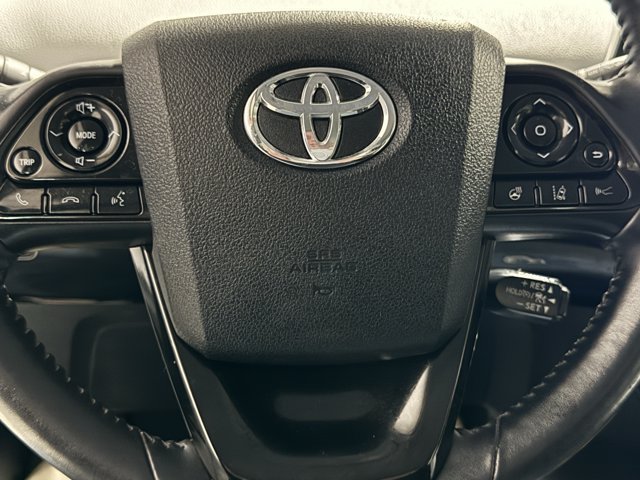Used 2022 Toyota Prius XLE AWD/4WD image 17