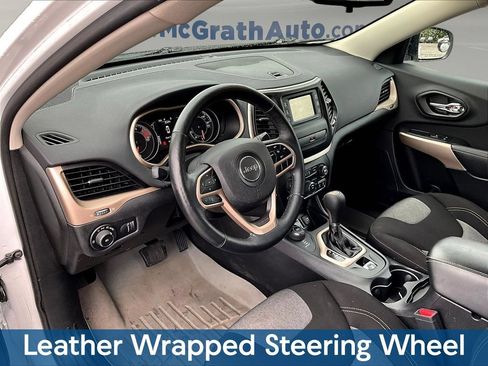 Used 2018 Jeep Cherokee Latitude w/ Cold Weather Group AWD/4WD image 20