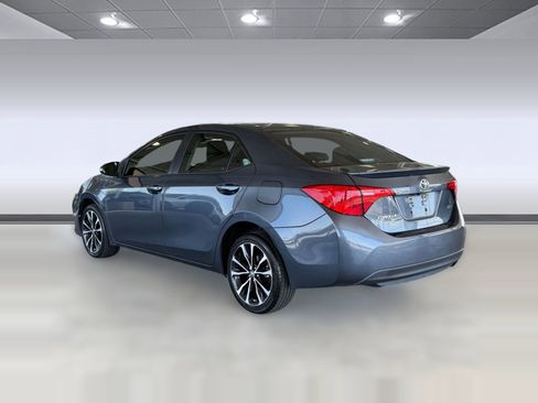 Used 2019 Toyota Corolla SE image 3