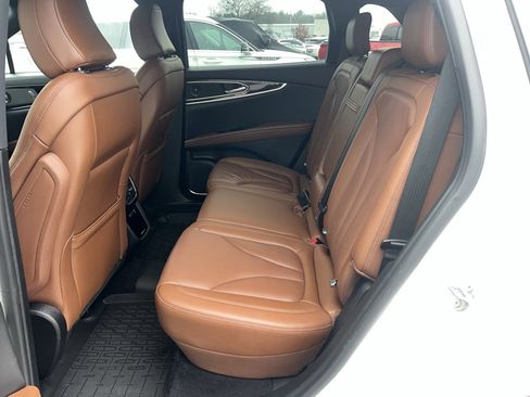 Used 2023 Lincoln Nautilus Reserve w/ Luxury Package image 20