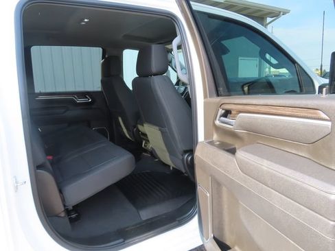 Used 2025 Chevrolet Silverado 2500 LT w/ Convenience Package AWD/4WD image 28