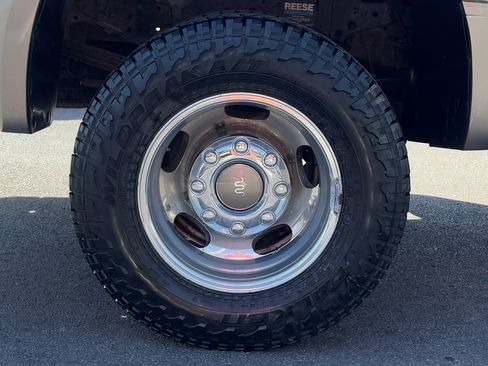 Used 2007 Ford F350 Lariat AWD/4WD image 11
