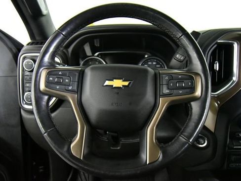 Used 2022 Chevrolet Silverado 3500 High Country w/ Z71 Off-Road Package image 2