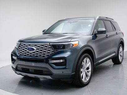 Used 2022 Ford Explorer Platinum w/ Class IV Trailer Tow Package