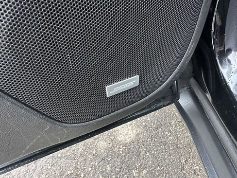 Certified 2021 GMC Acadia SLT w/ Elevation Edition image 19