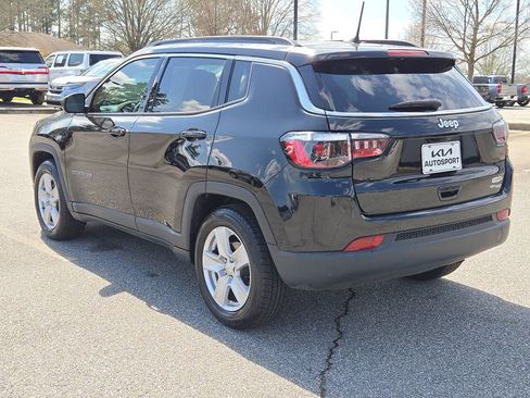 Used 2022 Jeep Compass Latitude w/ Sun and Sound Group image 10