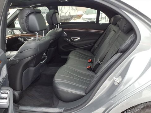 Used 2015 Mercedes-Benz S 550 4MATIC Sedan w/ Sport Package image 12