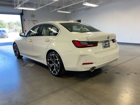Used 2026 BMW 330i Sedan w/ Convenience Package image 3