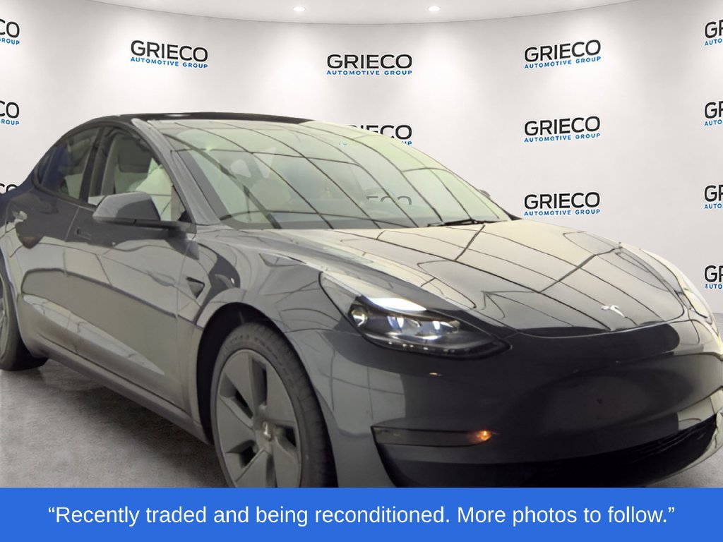 Used 2023 Tesla Model 3 Standard Range RWD image 1