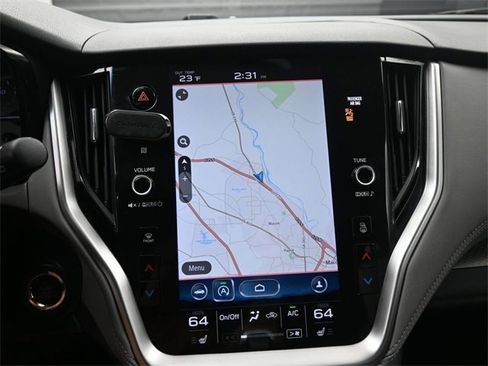 Used 2022 Subaru Outback Premium image 11