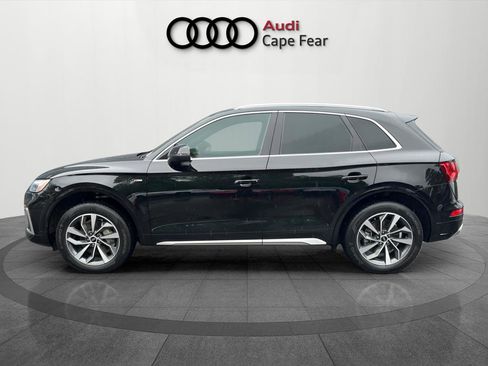 Used 2023 Audi Q5 2.0T Premium Plus w/ Premium Plus Package AWD/4WD image 2
