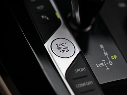 Used 2022 BMW X4 M40i w/ Premium Package image 39