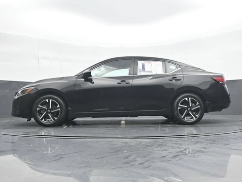Used 2024 Nissan Sentra SV FWD image 27