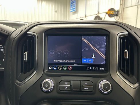 Used 2022 GMC Sierra 2500 Denali AWD/4WD image 22