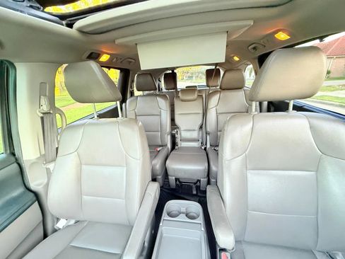 Used 2014 Honda Odyssey Touring Elite image 20