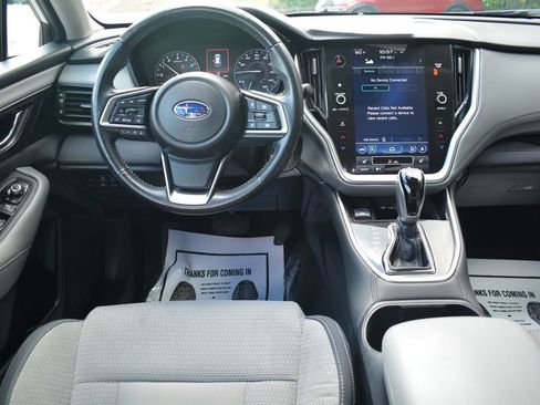 Used 2023 Subaru Outback Premium AWD/4WD image 3