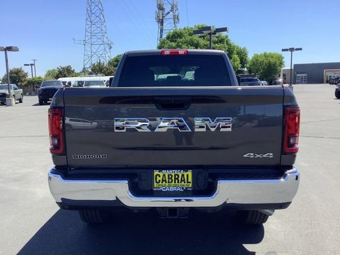 Used 2026 RAM 2500 Big Horn AWD/4WD image 27