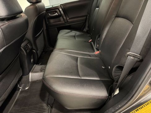 Used 2021 Toyota 4Runner Venture w/ Moonroof Package image 28