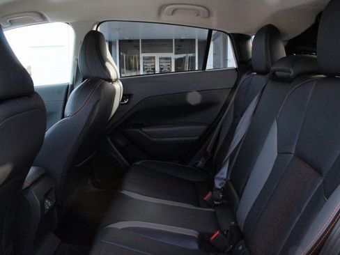 Certified 2024 Subaru Crosstrek 2.5i Limited w/ Crosstrek Mirror Package image 11